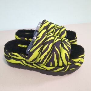 UGG Womens Maxi Slide Tiger Print Platform Key Lime Neon Green Slip On Shoes 7 n